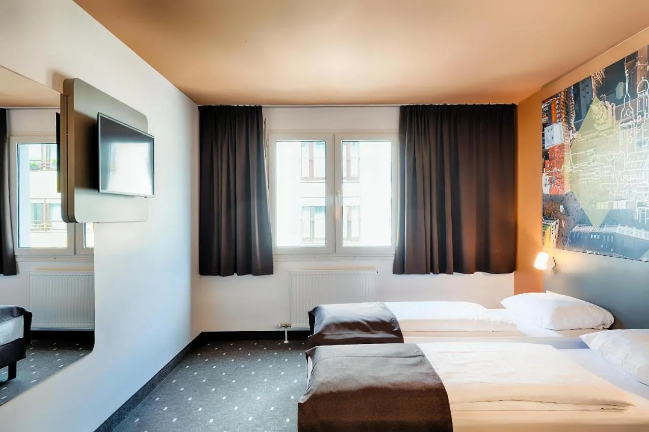 ***  B&B Hotel Muenchen-Hbf ドイツ